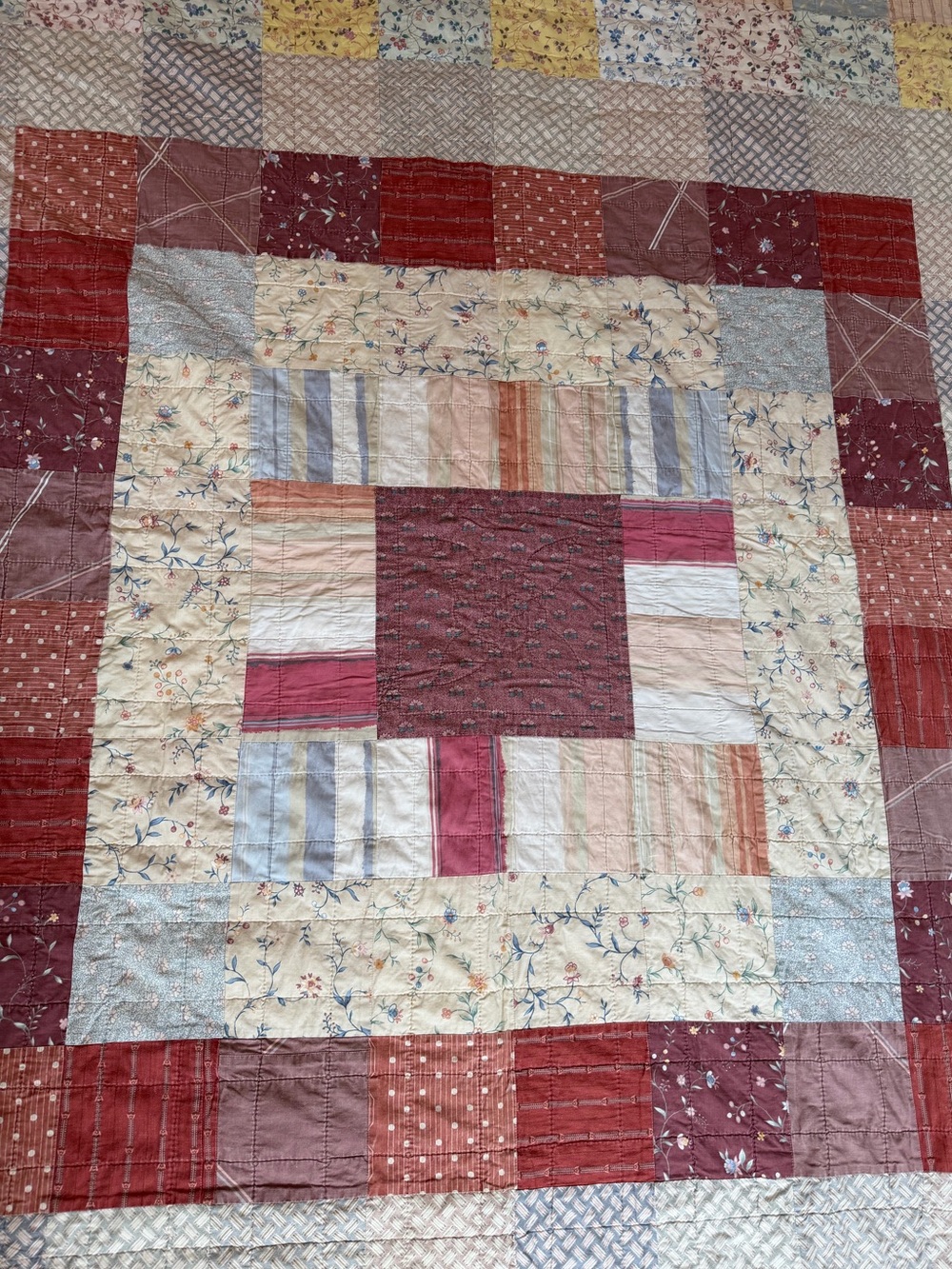 Handmade Patchwork Quilt 76x98 Floral Backing Cottage Farmhouse Queen Size - Picture 8 of 10